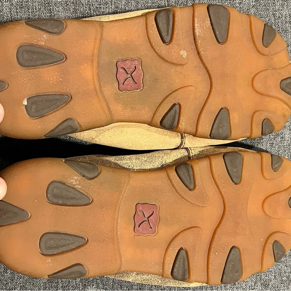 Twisted X youth shoes. In great condition!